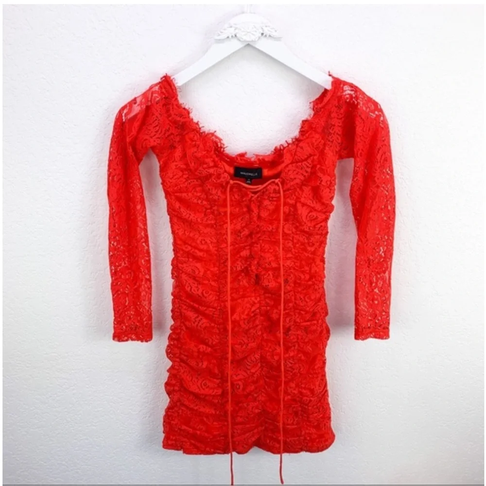 💋 MAJORELLE Darling Dress in Red Lace. Size SMALL. Great Condition! Long Sleeved - Picture 5 of 8